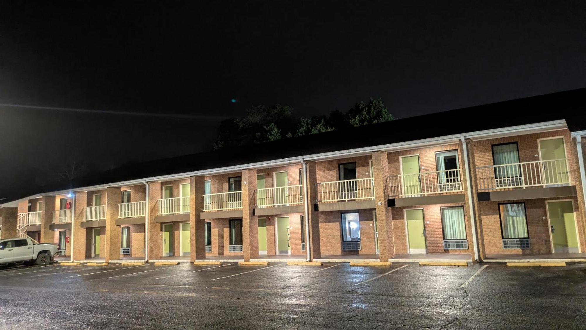 My Home & Suites Toccoa Exterior foto